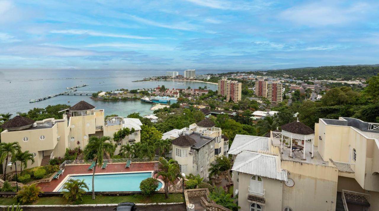 Pampered In Paradise Near Ian Fleming Airport Ocj オーチョ・リオス エクステリア 写真